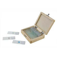 Load image into Gallery viewer, Celestron 25 Piece Prepared Microscope Slide Kit