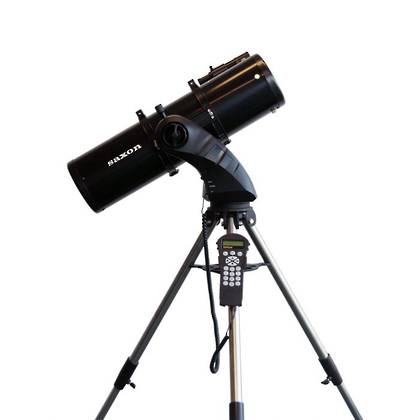 Steel tripod of the saxon AstroSeeker 15075 Reflector Telescope [WiFi Enabled with Hand Controller]